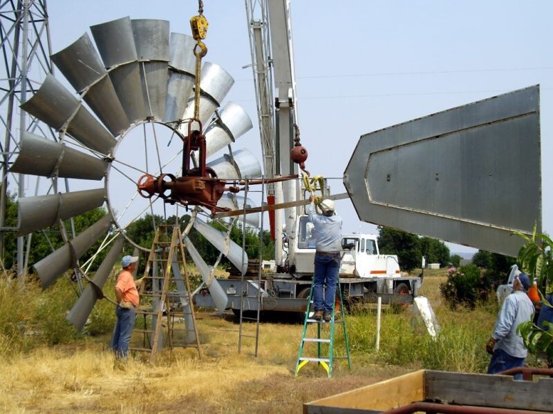 20 foot Aermotor Windmill