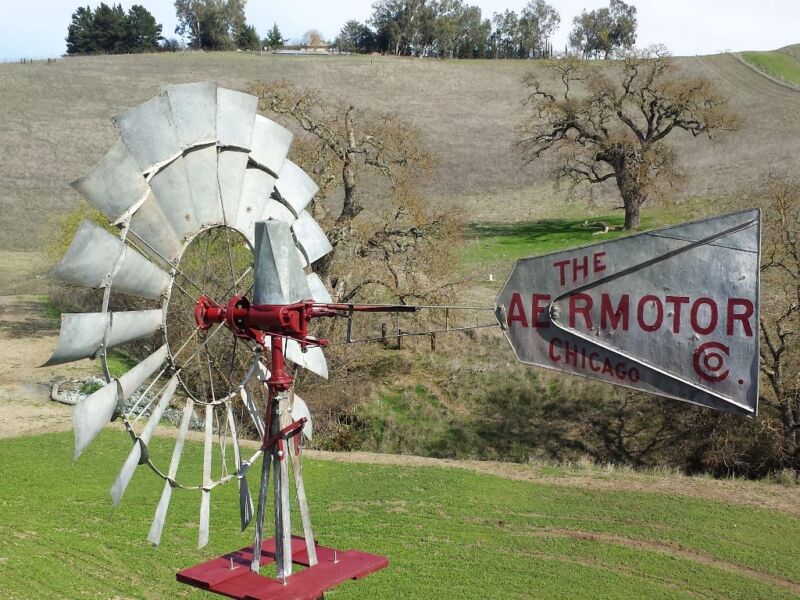 Old Chicago Aermotor Windmill