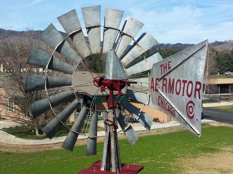 Aermotor Chicago Windmill