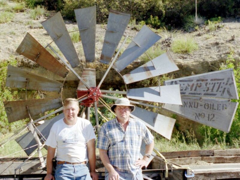 Annu – Oiler on windmill tail