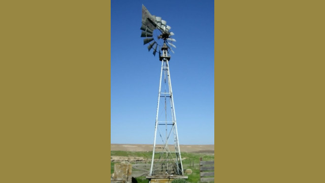 leaking oil from windmill
