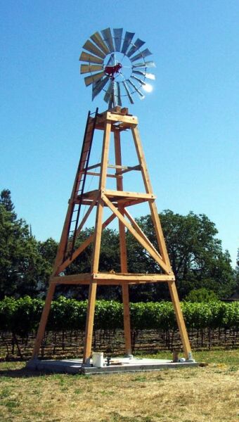 Wide Aermotor wood tower